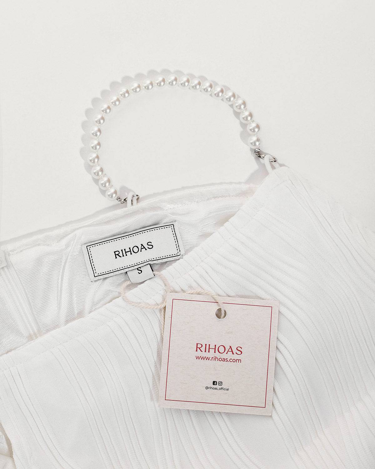 Spaghettistrop-kjole med bølget tekstur